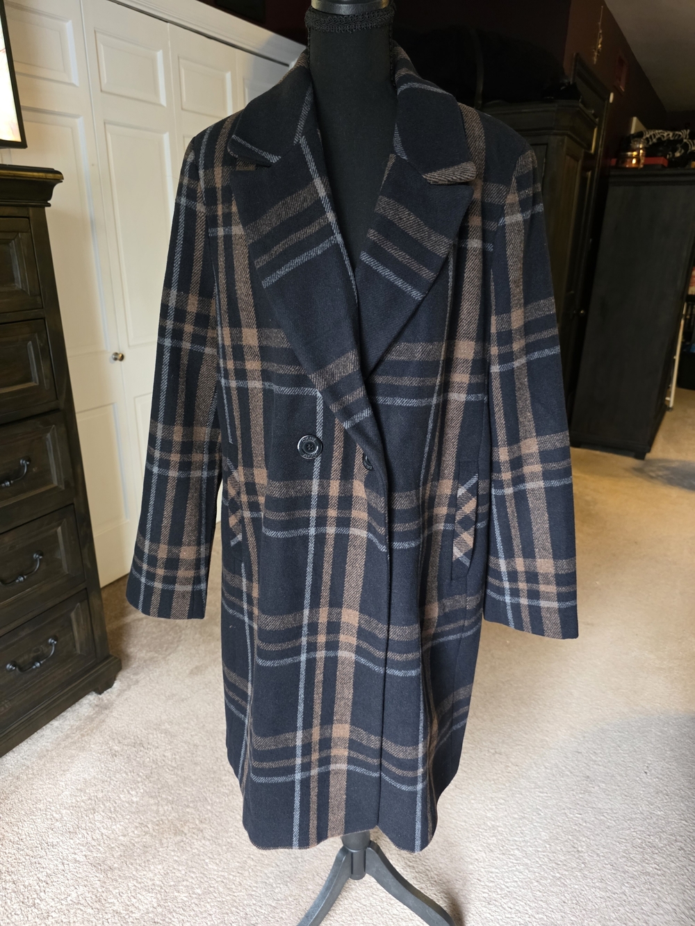 DKNY Women’s Size Large Plaid Long Coat Black Brown Wool Blend Double Breasted